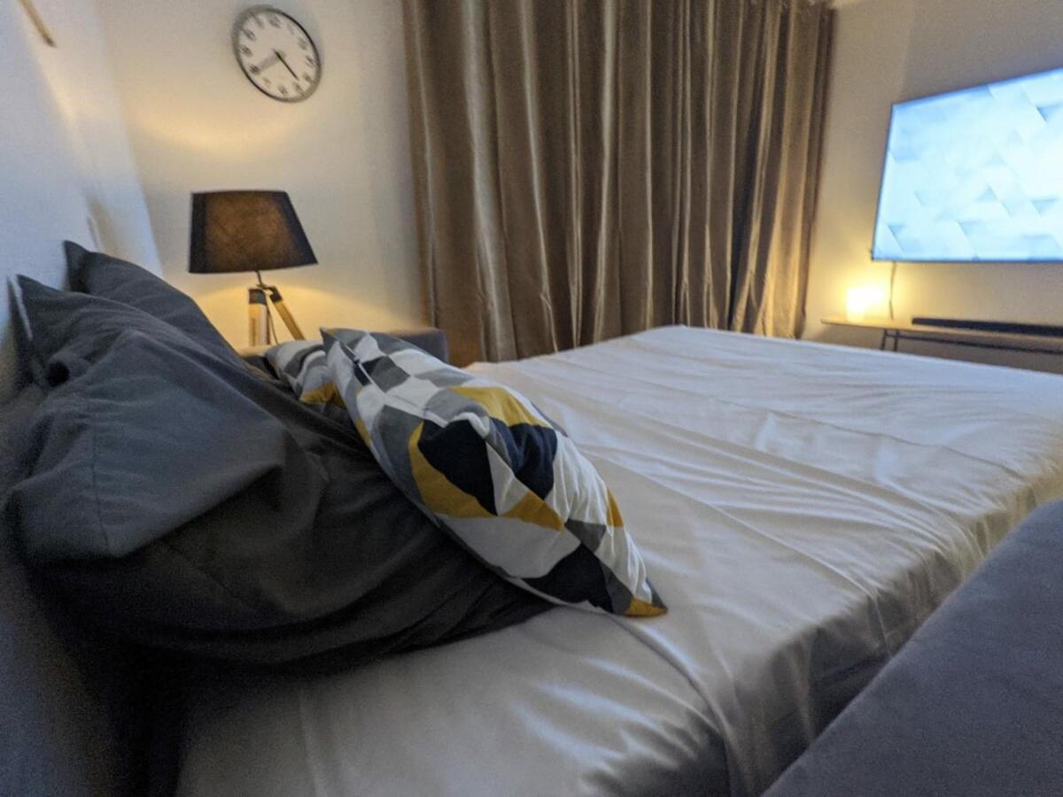 Paris Expo Suite Appartement & Parkings Dans Un Hotel 4 Etoiles, Porte De Versailles - Check In Autonome 24-7 伊西莱穆利诺 外观 照片